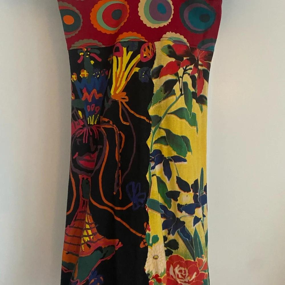vintage Ladies Desigual V-Neck short sleeve. - Picture 9 of 14